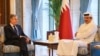  امریکی وزیر خارجہ اینٹنی بلنکن قطر کے امیرشیخ تمیم بن حماد الژانی سے دوحہ ، قطر میں ملاقات کر رہےہیں، فوٹو اے پی ، 12 جون 2024